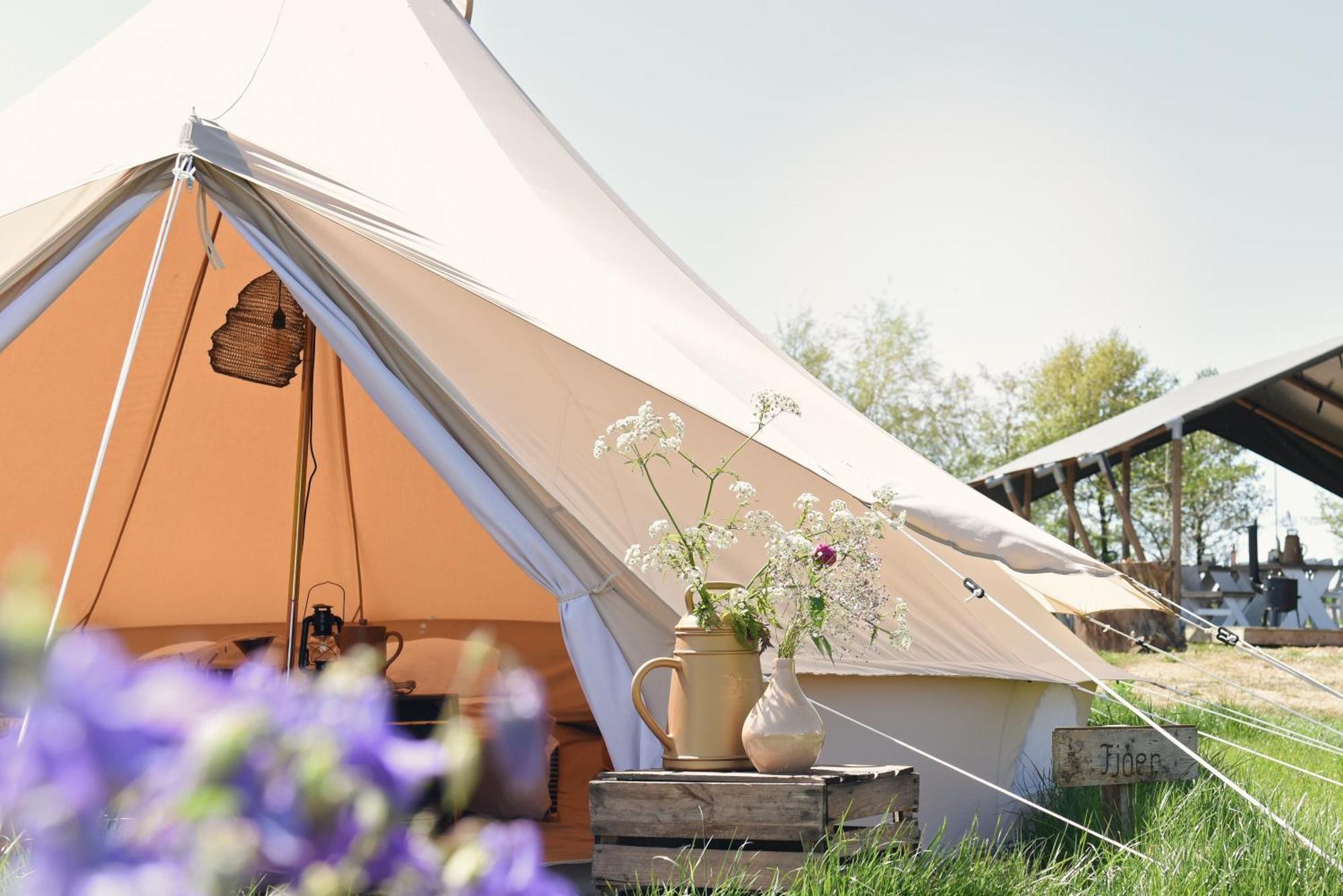 Smuk Lytse Bell Tent Echtenerbrug Dış mekan fotoğraf